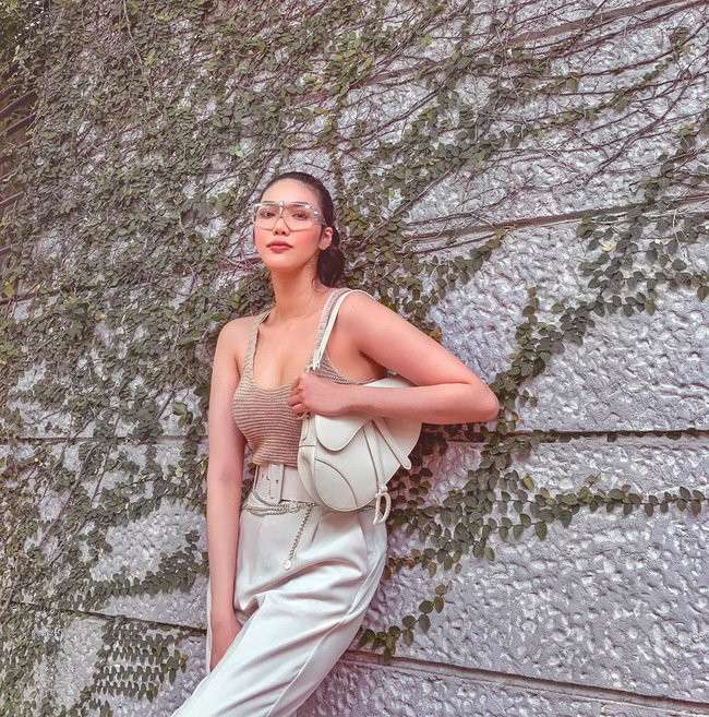 Chiêm ngưỡng 11 set đồ trắng đẹp quá mức quy định của mỹ nhân Việt ảnh 5