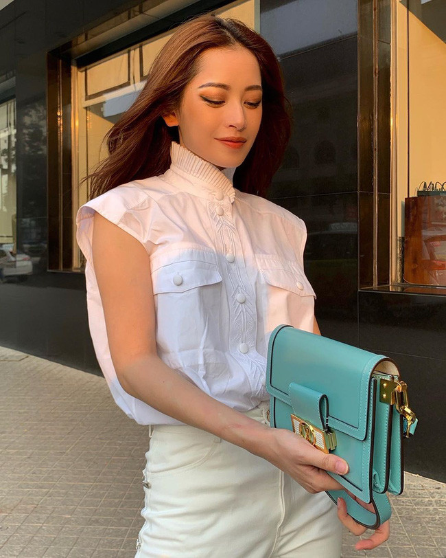 Chiêm ngưỡng 11 set đồ trắng đẹp quá mức quy định của mỹ nhân Việt ảnh 6