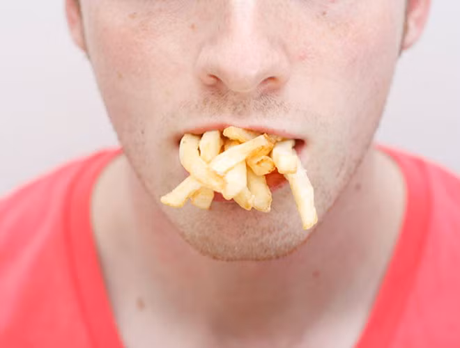 Cảnh báo 10 thói quen xấu gây ung thư dạ dày ảnh 18