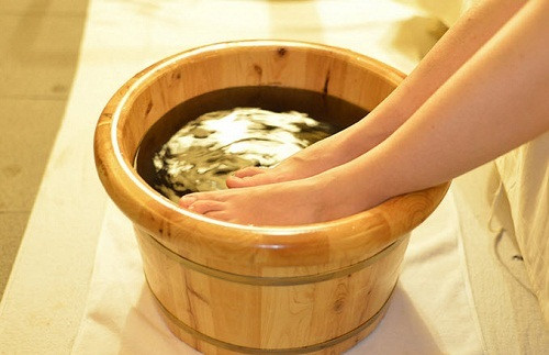 Cách trị hôi chân vĩnh viễn chỉ bằng nguyên liệu tự nhiên ảnh 1 Cách trị hôi chân vĩnh viễn chỉ bằng nguyên liệu tự nhiên ảnh 1