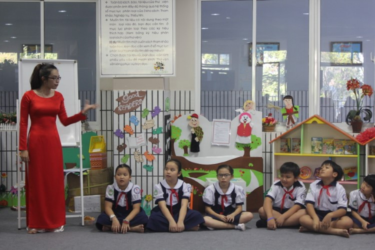 Tuyển dụng giáo viên tại TPHCM: Nơi “chọi” cao, nơi… không ai “chọi” ảnh 1