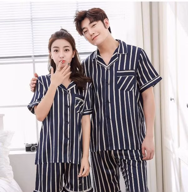 Bí kíp diện đồ đôi cực tình cảm với chàng khi ở nhà mùa dịch Covid-19 ảnh 9