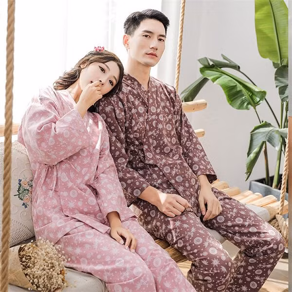 Bí kíp diện đồ đôi cực tình cảm với chàng khi ở nhà mùa dịch Covid-19 ảnh 14