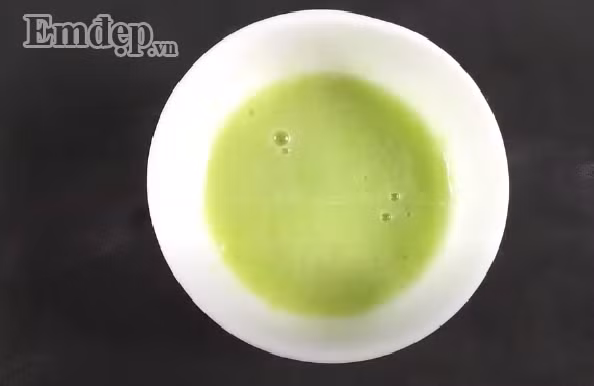 Mẹo xoá sạch nếp nhăn, vết chân chim trên gương mặt chỉ với vài quả nho ảnh 4