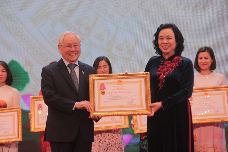 Đại tá cựu binh gắn bó cùng giáo dục Thủ đô ảnh 1 Đại tá cựu binh gắn bó cùng giáo dục Thủ đô ảnh 1