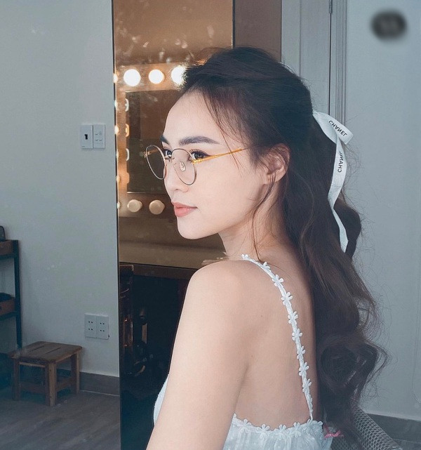 4 mẹo giúp tóc xoăn bồng bềnh đẹp như Ninh Dương Lan Ngọc ảnh 6 4 mẹo giúp tóc xoăn bồng bềnh đẹp như Ninh Dương Lan Ngọc ảnh 6