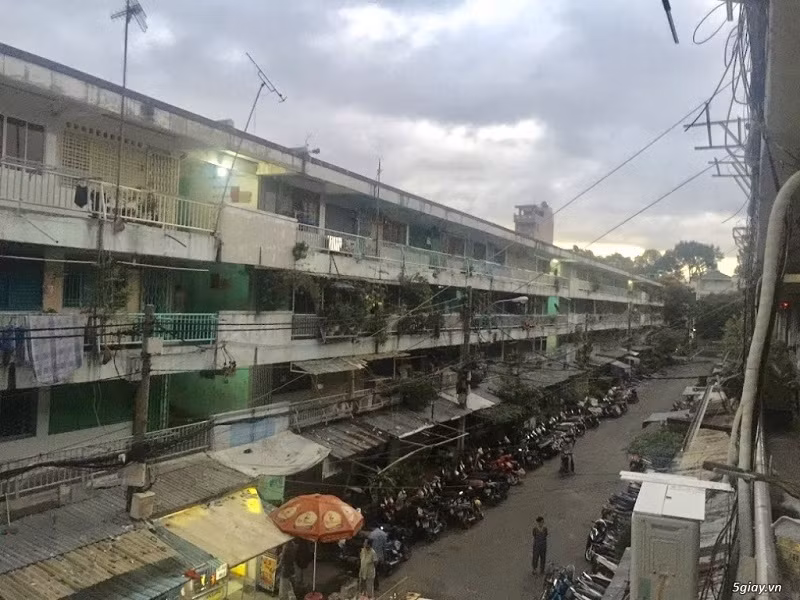 TPHCM: Khó nhằn “miếng bánh” chung cư cũ ảnh 1