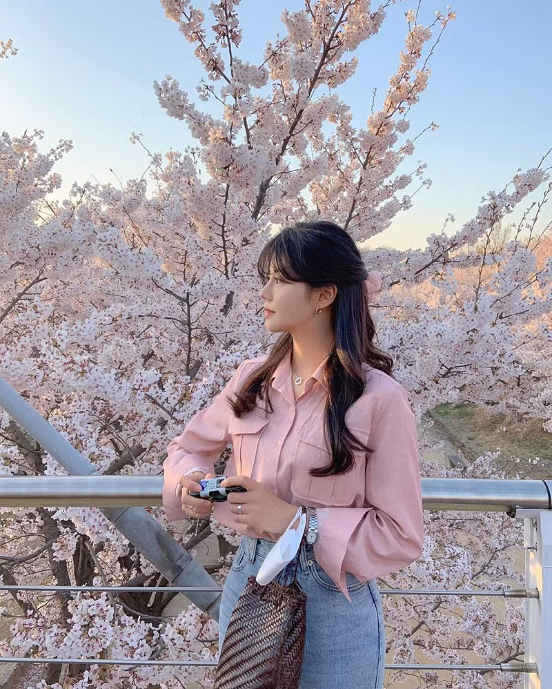 4 gam màu cứ diện vào mùa hè là có cả nghìn tấm ảnh "sống ảo"