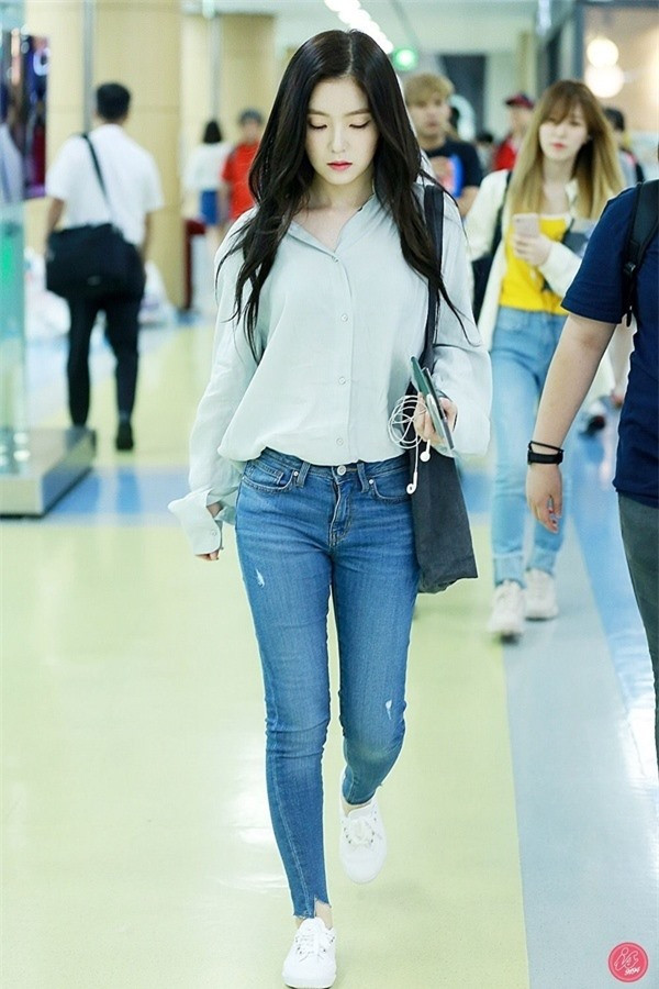 Gu thời trang đời thường đơn giản nhưng bắt mắt của 5 Idol xinh đẹp nhất showbiz Hàn ảnh 2