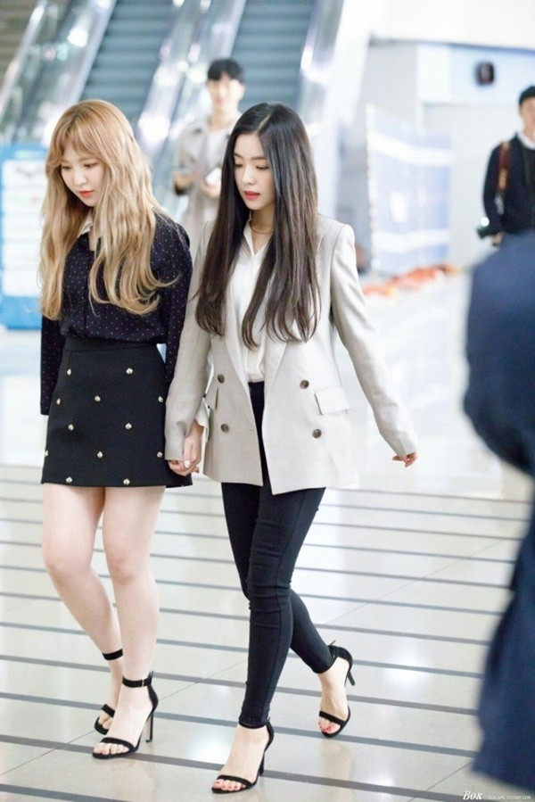 Gu thời trang đời thường đơn giản nhưng bắt mắt của 5 Idol xinh đẹp nhất showbiz Hàn ảnh 1