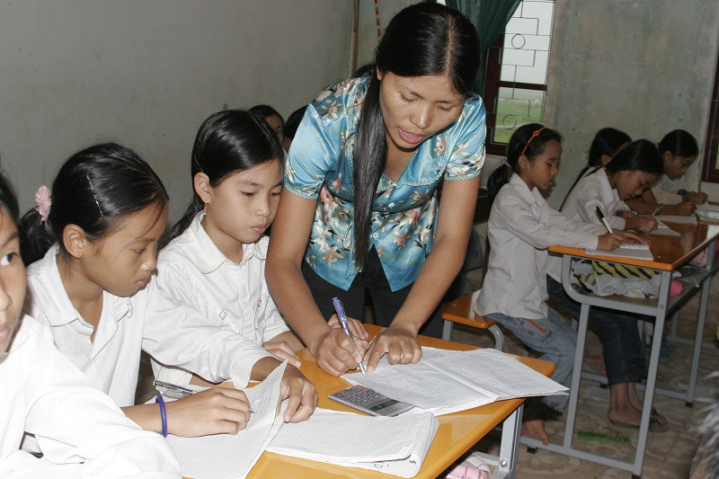 Tinh giản chương trình giáo dục phổ thông: Giảm lượng, tăng chất Tinh giản chương trình giáo dục phổ thông: Giảm lượng, tăng chất