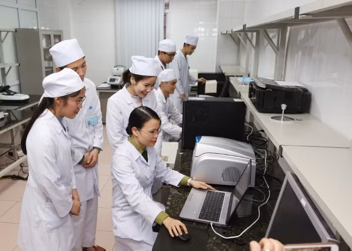 Giảng viên nghiên cứu khoa học: Không thể thiếu sự đồng hành của nhà trường 