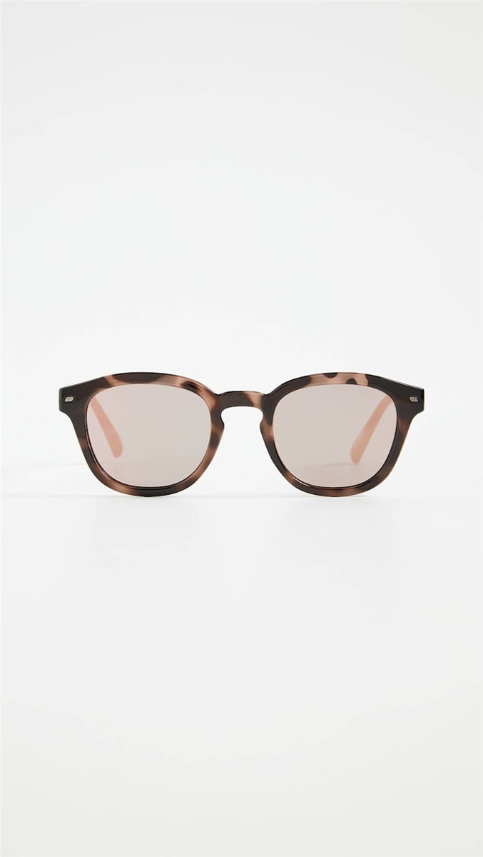 Cách mix quần jeans thanh lịch cho nàng công sở đi làm sau khi hết cách ly xã hội ảnh 23