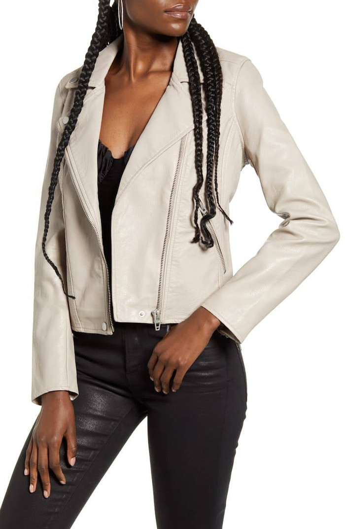 Cách mix quần jeans thanh lịch cho nàng công sở đi làm sau khi hết cách ly xã hội ảnh 11