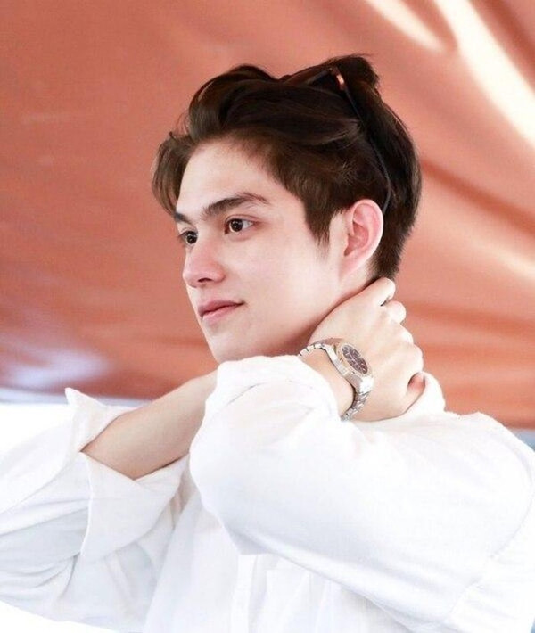 5 hotboy sở hữu ngoại hình "ai nhìn cũng mê" của làng phim Thái Lan ảnh 3 5 hotboy sở hữu ngoại hình "ai nhìn cũng mê" của làng phim Thái Lan ảnh 3