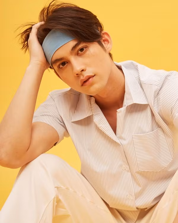 5 hotboy sở hữu ngoại hình "ai nhìn cũng mê" của làng phim Thái Lan ảnh 1