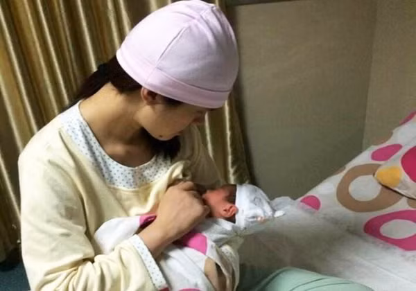 Quá cưng chiều, mẹ chồng khiến con dâu mới đẻ 3 ngày phải nhập viện gấp trong đêm ảnh 1