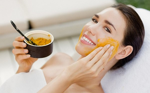 Chỉ tốn 50 ngàn, nàng có ngay "cả rổ" nguyên liệu làm đẹp những ngày cách ly ảnh 1 Chỉ tốn 50 ngàn, nàng có ngay "cả rổ" nguyên liệu làm đẹp những ngày cách ly ảnh 1