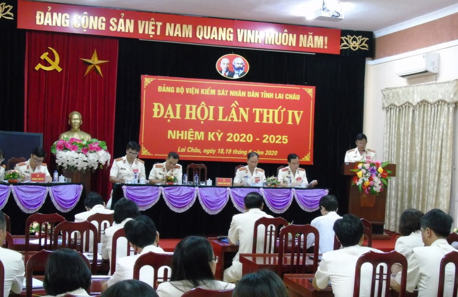 Lai Châu: 13 cán bộ Viện kiểm sát Nhân dân bị kỷ luật vì đánh bạc