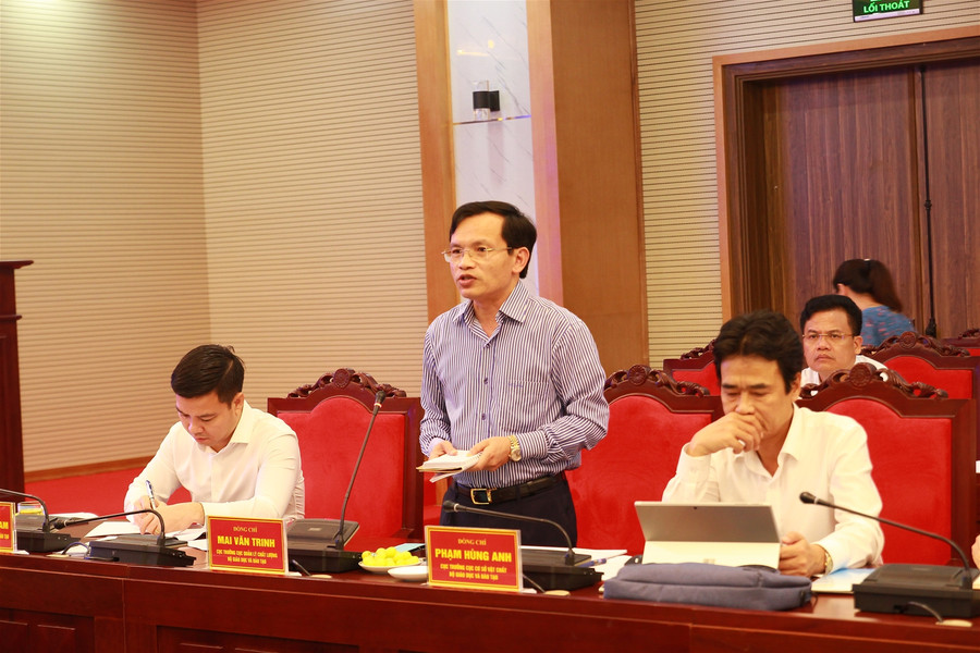 Bộ trưởng Phùng Xuân Nhạ: Đảm bảo điều kiện ăn ở cho thí sinh ở những điểm thi xa ảnh 6