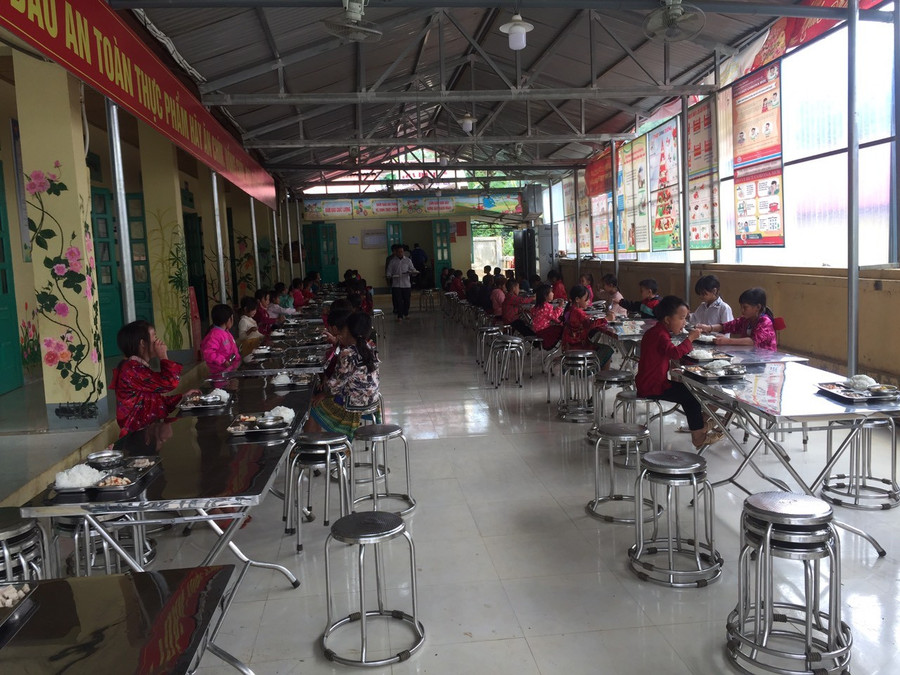 Trường học Điện Biên nỗ lực vượt khó đón trò trở lại trường ảnh 1 Trường học Điện Biên nỗ lực vượt khó đón trò trở lại trường ảnh 1