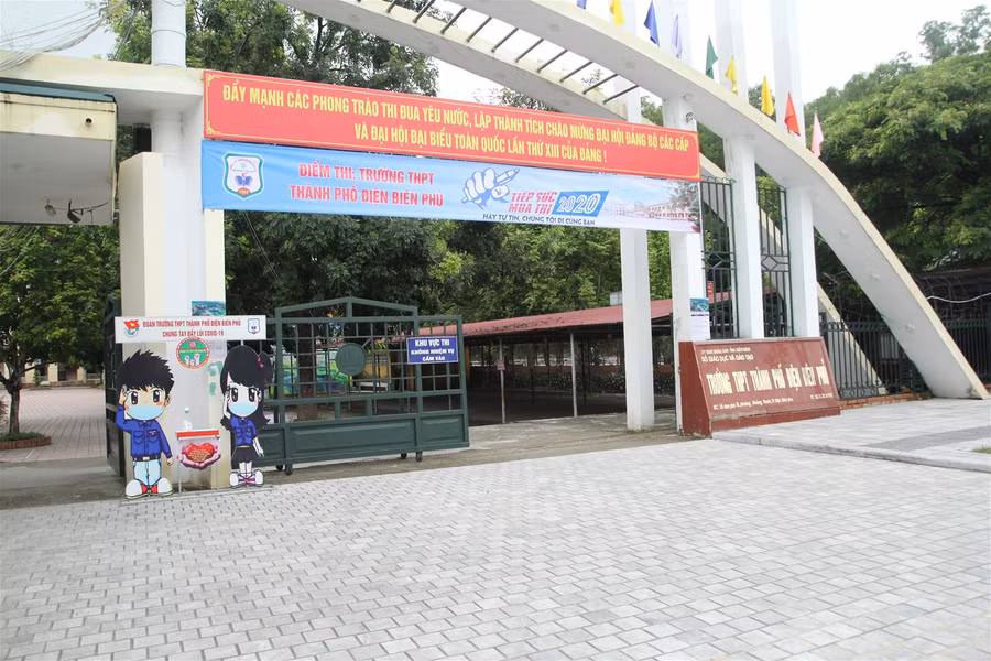 Điện Biên: Cán bộ làm thi tham gia tập huấn, các điểm thi sẵn sàng đón thí sinh ảnh 1