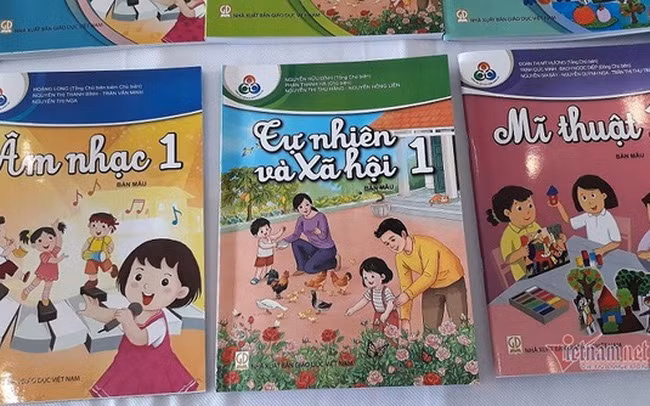 Giáo dục hút quan tâm với các vấn đề về sách giáo khoa ảnh 1