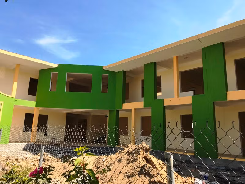 Hà Tĩnh: Công trình trường học nguồn vốn nước ngoài chưa bàn giao đã nứt nẻ ảnh 1