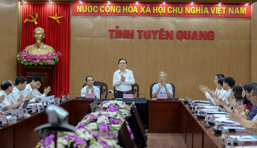Bộ trưởng Phùng Xuân Nhạ: Cần chủ động phương án bảo vệ an toàn tuyệt đối bài thi ảnh 1 Bộ trưởng Phùng Xuân Nhạ: Cần chủ động phương án bảo vệ an toàn tuyệt đối bài thi ảnh 1