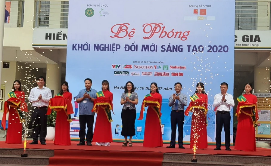 "Bệ phóng khởi nghiệp đổi mới sáng tạo 2020" dành cho SV Học viện Nông nghiệp