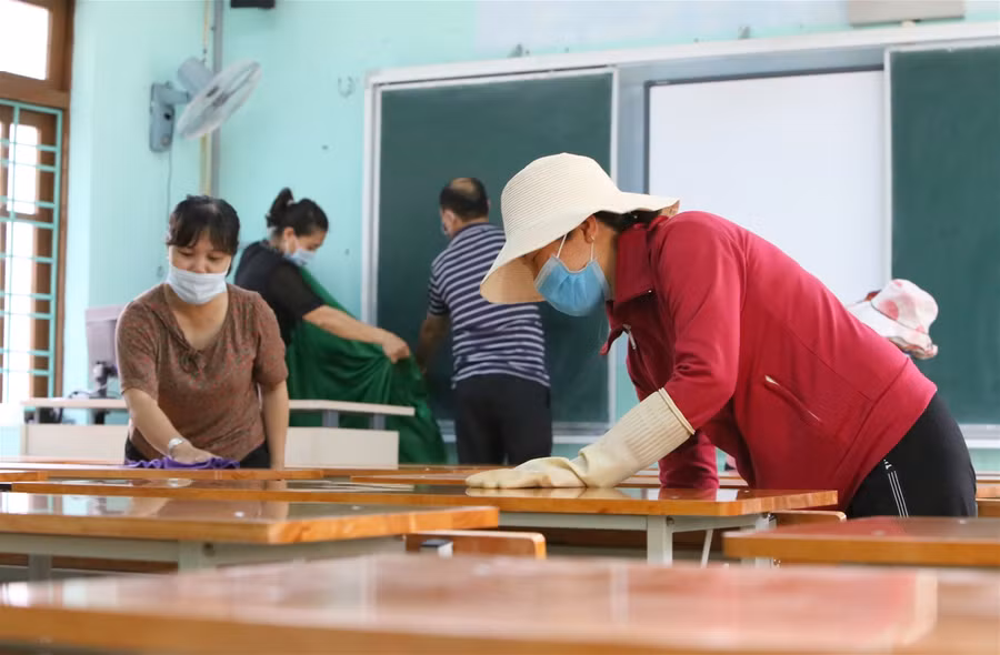 Quảng Bình: Tăng cường các biện pháp phòng dịch trước kỳ thi ảnh 2