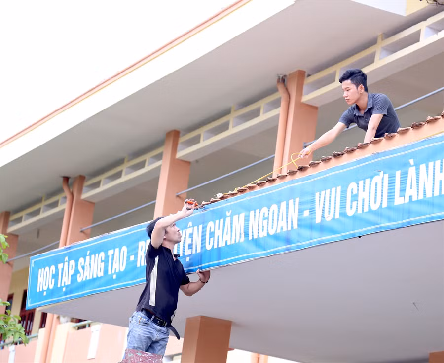 Quảng Bình: Tu sửa, chỉnh trang trường lớp đón trò trở lại vào 4/5 ảnh 4