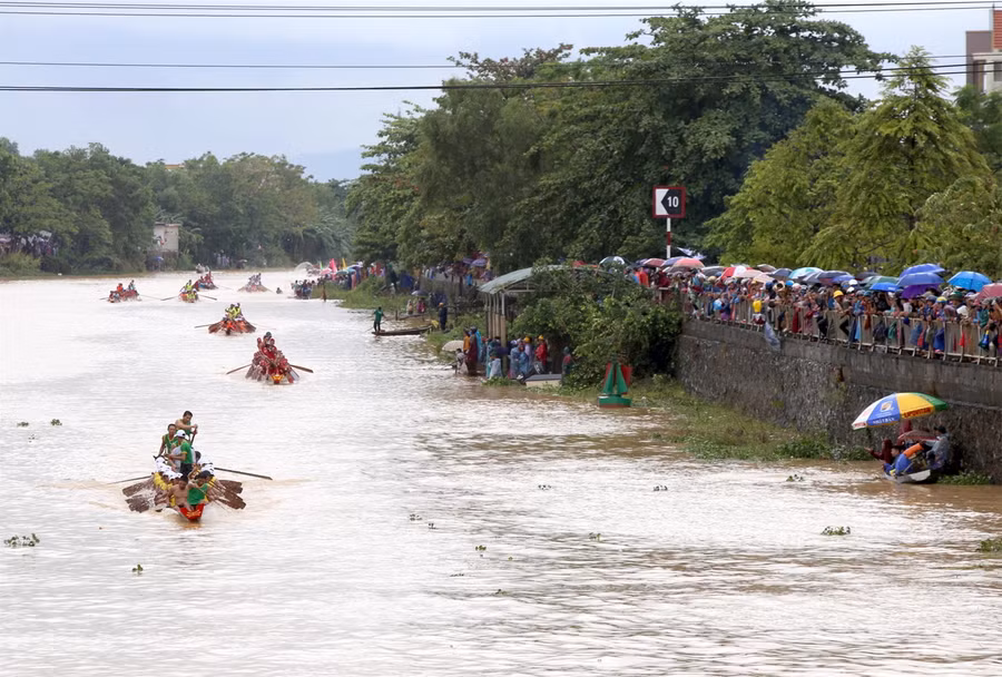 Quảng Bình hoãn lễ hội đua thuyền truyền thống vì dịch bệnh ảnh 1