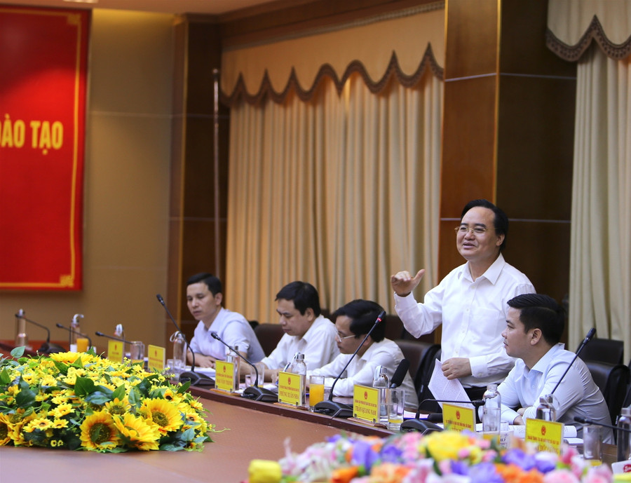 Bộ trưởng Phùng Xuân Nhạ: Rà soát bảo đảm kỳ thi tốt nghiệp THPT 2020 diễn ra an toàn nhất ảnh 1 Bộ trưởng Phùng Xuân Nhạ: Rà soát bảo đảm kỳ thi tốt nghiệp THPT 2020 diễn ra an toàn nhất ảnh 1