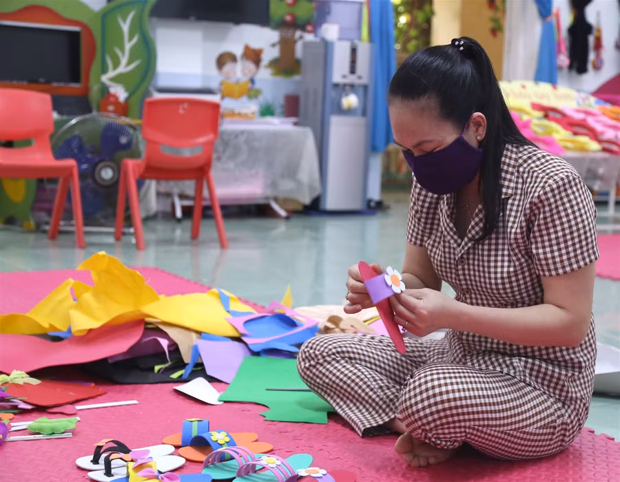 Giáo viên Quảng Bình sáng tạo dạy trẻ mầm non mùa dịch Covid-19 ảnh 3