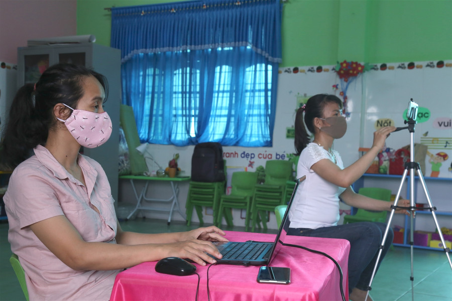 Giáo viên Quảng Bình sáng tạo dạy trẻ mầm non mùa dịch Covid-19 ảnh 2 Giáo viên Quảng Bình sáng tạo dạy trẻ mầm non mùa dịch Covid-19 ảnh 2