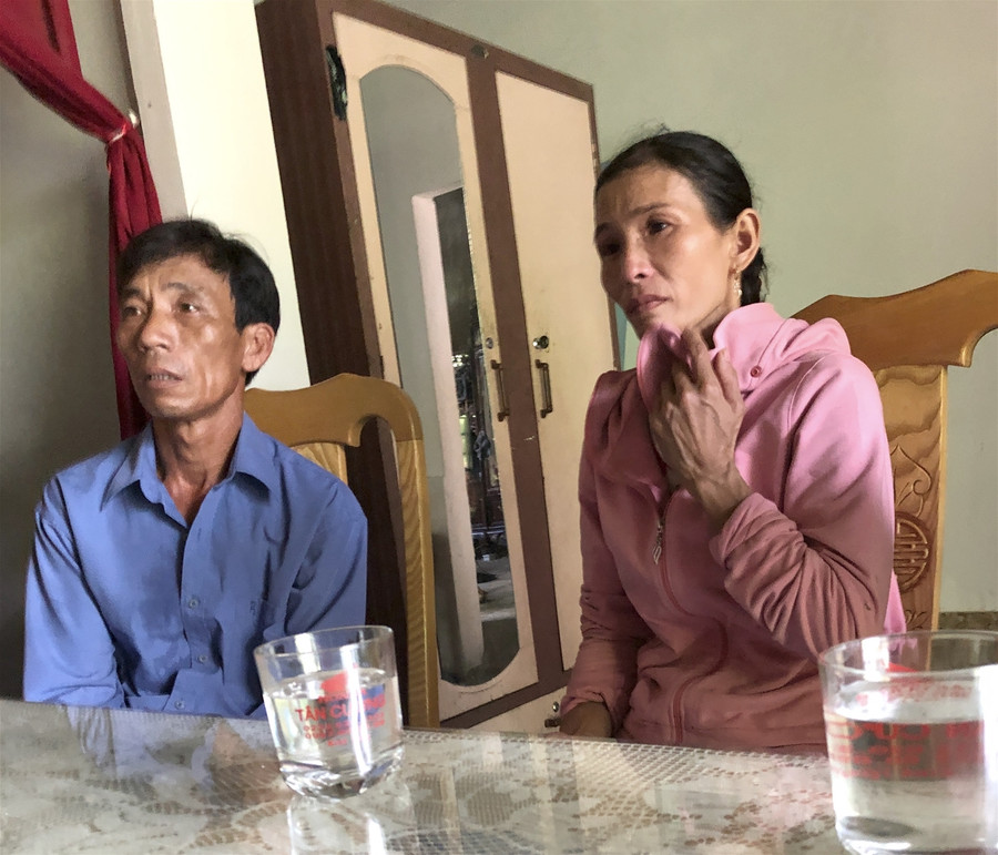 Vụ nam sinh lừa đảo hơn 10 tỷ đồng: Nỗi đau đấng sinh thành ảnh 1 Vụ nam sinh lừa đảo hơn 10 tỷ đồng: Nỗi đau đấng sinh thành ảnh 1
