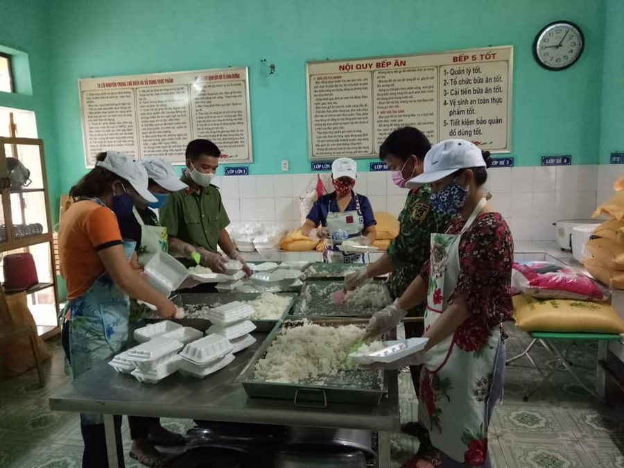 Cảm động tấm lòng những cô giáo mầm non ảnh 2 Cảm động tấm lòng những cô giáo mầm non ảnh 2