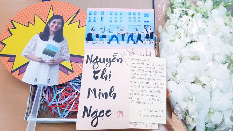 Lời nhắn gửi đặc biệt cô giáo dành cho học sinh trong lễ trưởng thành ảnh 3