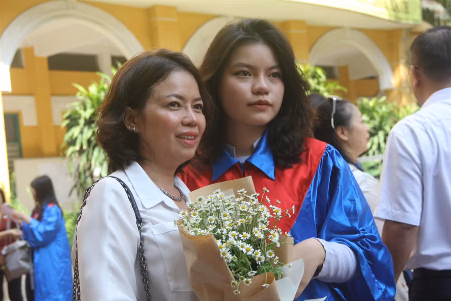 Đi qua từng cung bậc cảm xúc trong ngày chia tay tuổi học trò ảnh 5