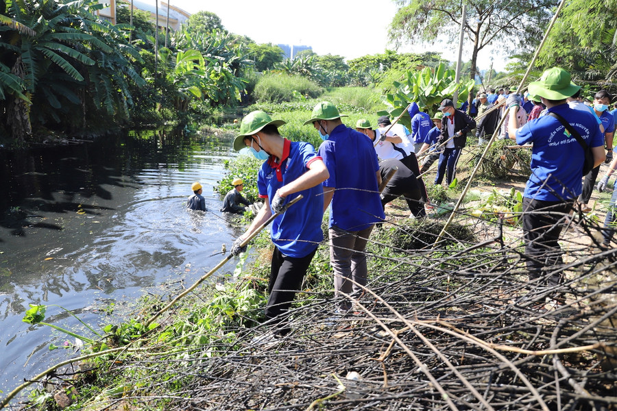 TP.HCM: Sôi nổi lễ ra quân chiến dịch tình nguyện hè 2020 ảnh 5