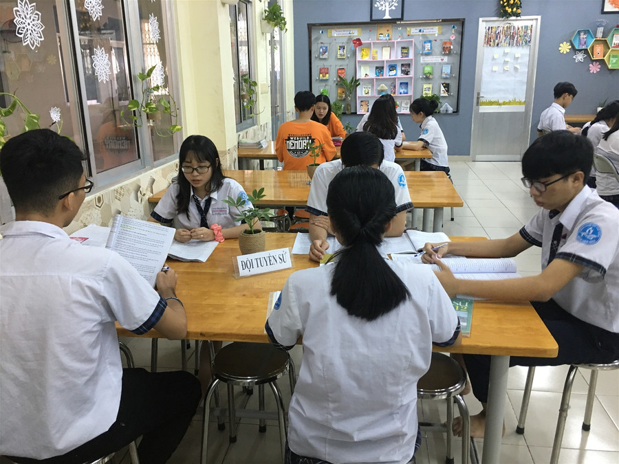 Trao gói hỗ trợ kinh phí xây dựng "Thư viện Năng động- Sáng tạo" ảnh 3 Trao gói hỗ trợ kinh phí xây dựng "Thư viện Năng động- Sáng tạo" ảnh 3