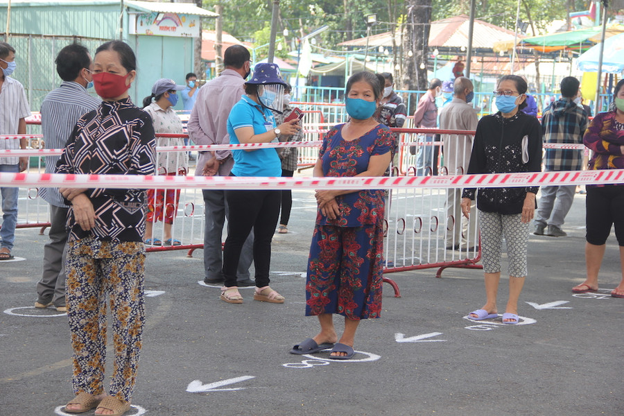 Thêm một cây "ATM gạo" phục vụ người dân có hoàn cảnh khó khăn ảnh 3