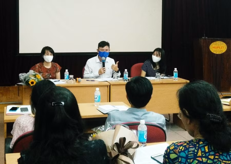 TS Nguyễn Anh Tuấn: “Chia sẻ khó khăn với người học là để giữ ổn định chất lượng”