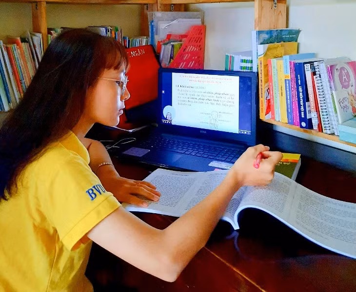 Thêm trường ĐH cho SV kéo dài thời gian nghỉ học vì covid-19