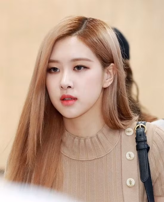 Những kiểu tóc màu nâu khói đẹp trẻ trung nhất năm 2020 ảnh 10