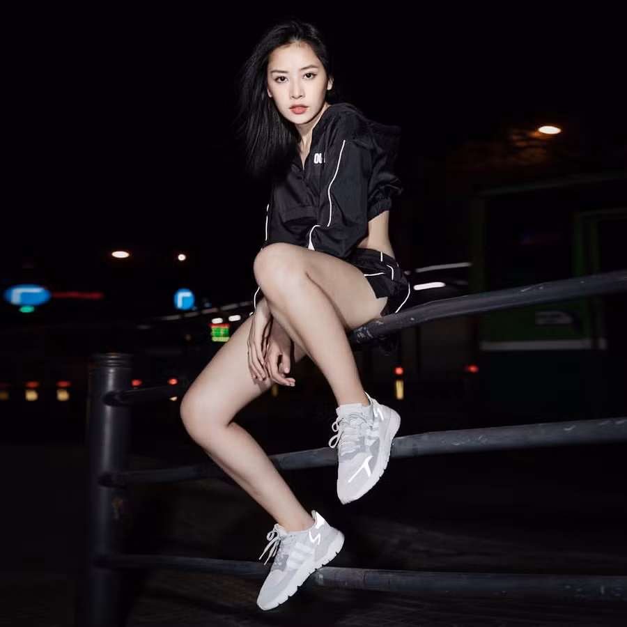 Choáng với cách Chi Pu làm mỗi ngày để sở hữu đường cong quyến rũ