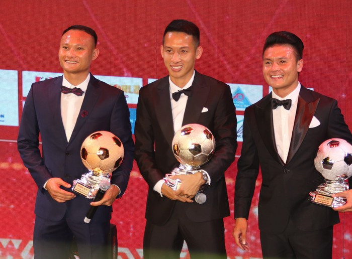 Quang Hải nói gì khi giành Quả bóng Bạc 2019? Quang Hải nói gì khi giành Quả bóng Bạc 2019?