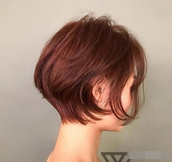 Kiểu tóc bob ngắn đang rần rần hot năm 2020 ảnh 4 Kiểu tóc bob ngắn đang rần rần hot năm 2020 ảnh 4