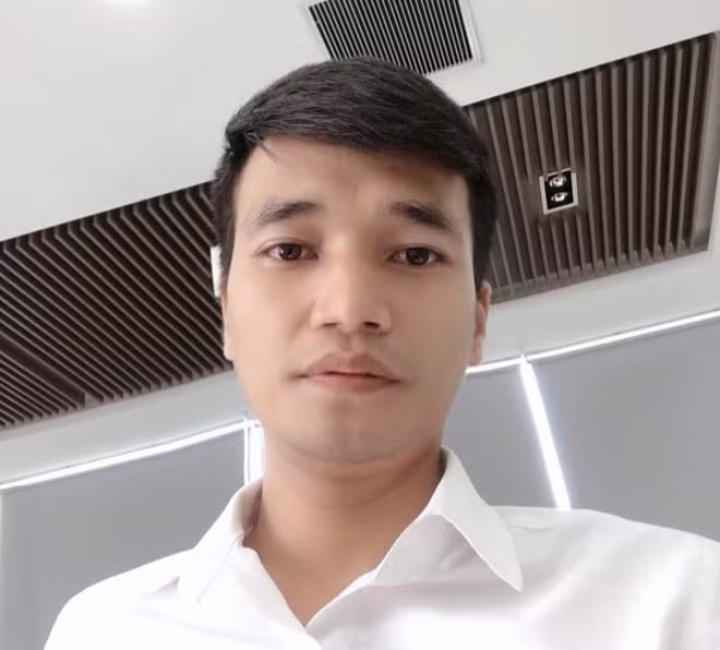 Lệ Rơi bất ngờ "tái xuất" bằng hàng loạt clip ca hát ảnh 1